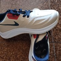 Нови маратонки найк/nike, снимка 2 - Маратонки - 41763661