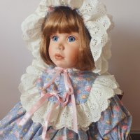 Порцеланова кукла Holly Alberon , снимка 4 - Колекции - 41224022