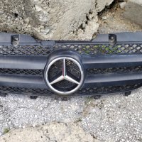 Предна решетка за Мерцедес Спринтер от Mercedes Sprinter, снимка 1 - Части - 41659931