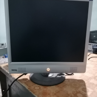 BenQ Q7C4 17" LCD Monitor , снимка 2 - Телевизори - 44735894