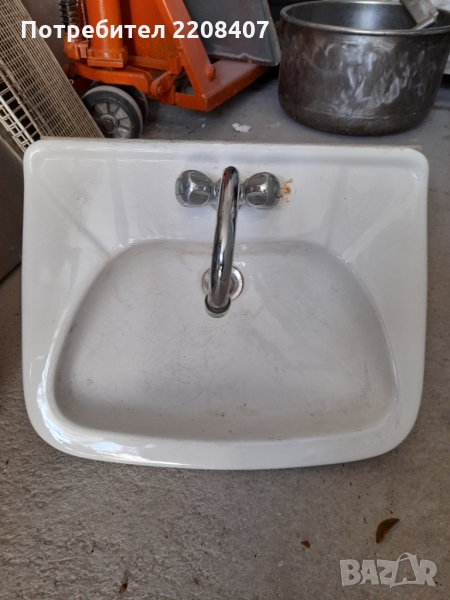Мивка със смесител, снимка 1