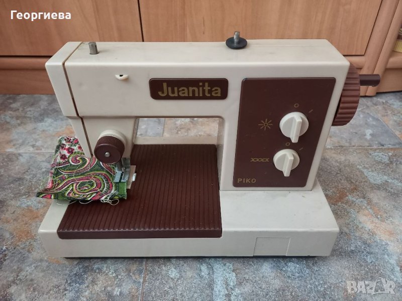  Немска играчка шевна машина , снимка 1