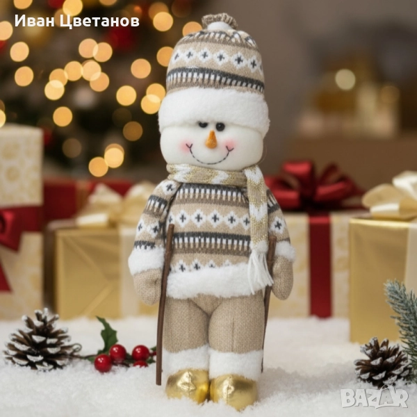 Коледна играчка Снежен човек с плетен костюм и златни ботушки, снимка 1