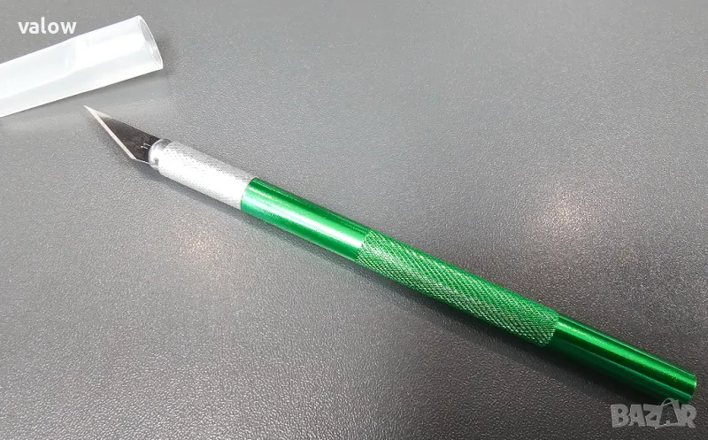 Скалпел нож със сменяеми остриета, снимка 1