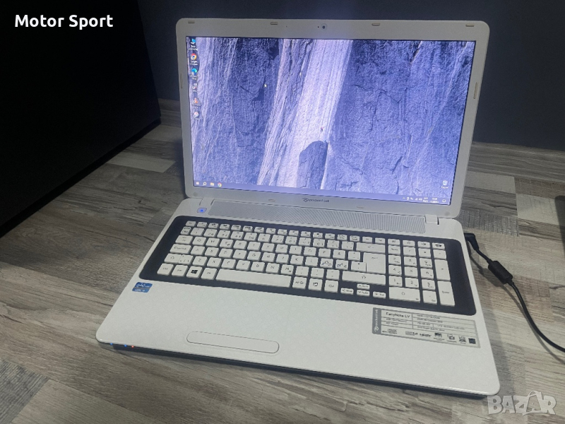 Лаптоп Packard Bell i3-2348М/500GB/8RAM/17.3 Инча, снимка 1