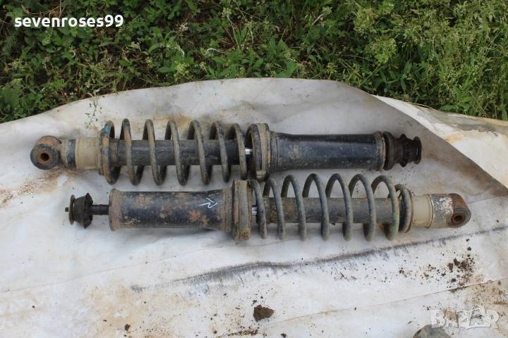 Макферсон амортисьор пружина заден ляв десен Фолксваген Голф 3 комби 1.9 tdi 90hp VW Golf 3 комплект, снимка 1