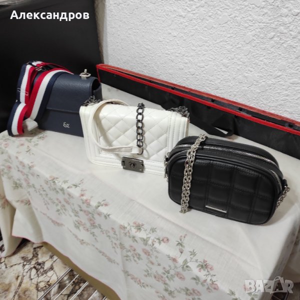 Дамски чанти, снимка 1