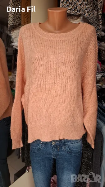 -30% Пухкав и мекичък пуловер в цвят корал, снимка 1
