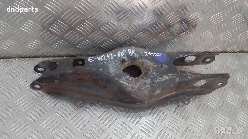 Носач Mercedes E250 CDI W212 2010г.(заден десен)	, снимка 1