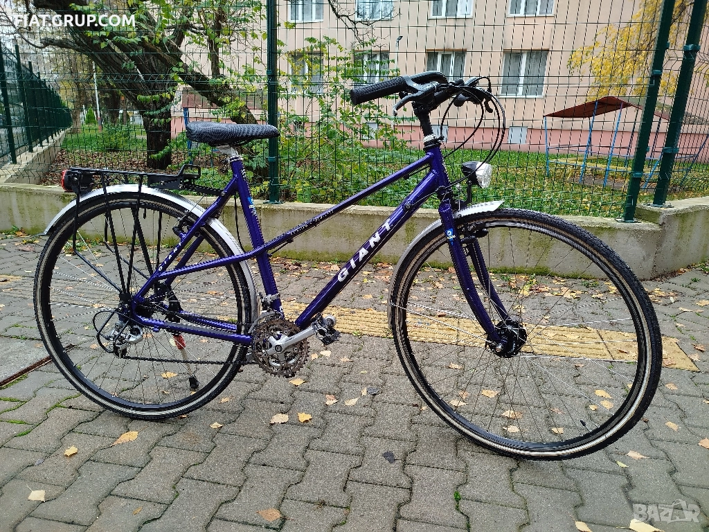 **Градски Алуминиев Giant Custom 28цола 21Скорости ТОП СЪСТОЯНИЕ 12кг** , снимка 1