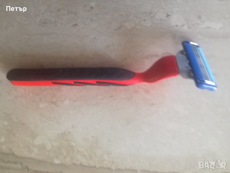 Продавам самабръсначка Жилет мач 3+1бр.чисто ново ножче, снимка 1