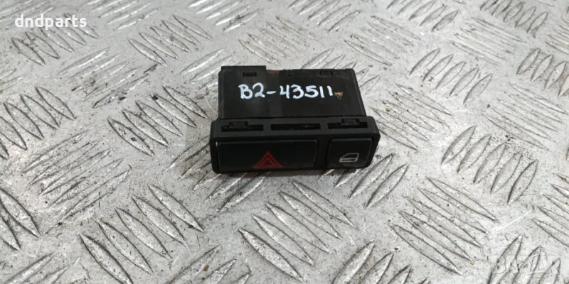 Бутон аварийни светлини BMW 3-Series E46 2002г.	, снимка 1