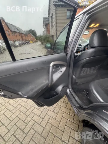 На части Toyota rav 4 Тойота Рав4 2012, снимка 8 - Автомобили и джипове - 56072566