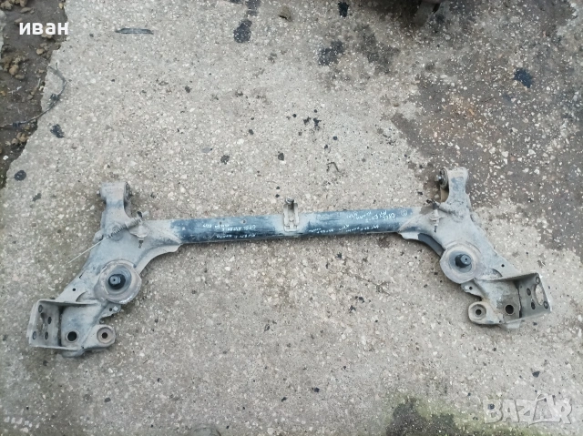 Заден мост за Опел Астра ф комби. 97 год.