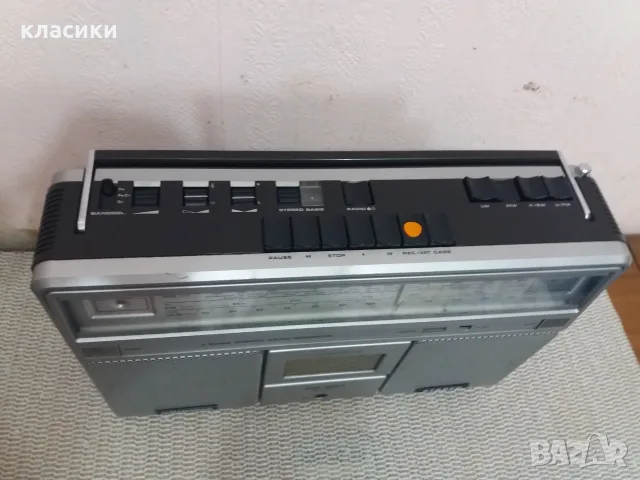 Радиокасетофон Grundig rr 621, снимка 5 - Радиокасетофони, транзистори - 55967715