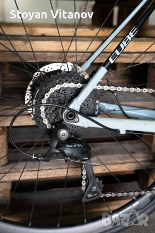 Шосеен велосипед CUBE Attain Pro 58, снимка 8 - Велосипеди - 53358345