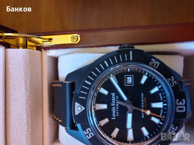 Louis Erard sportive diver 200m.