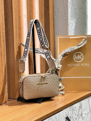 чанти michael kors , снимка 4 - Чанти - 51316701