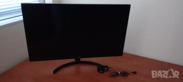 Монитор LG 32" - като нов, снимка 3 - Монитори - 55894349