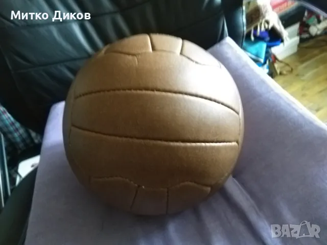 Футболна топка нова естествена кожа по случай 135 г.на Каменица-подарявана само на баровци, снимка 8 - Футбол - 48453072