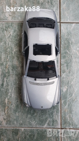 Mercedes S500 1:18 Maisto, снимка 2 - Колекции - 53493783