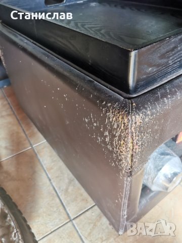 Кожен диван, естествена кожа със забележи 