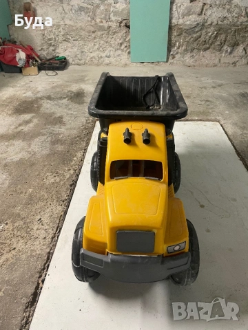 Детски голям камион, снимка 2 - Коли, камиони, мотори, писти - 53803323