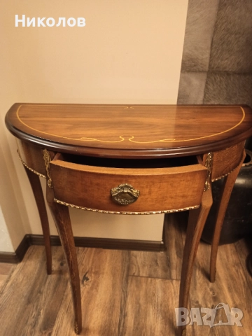 Конзолна масичка, снимка 2 - Маси - 52754206