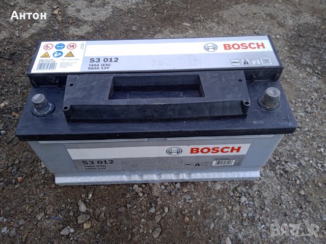 Акумулатор  BOSCH  , 740 A , 88Ah , 12 V, снимка 1 - Аксесоари и консумативи - 39230941