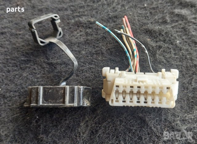 Букса Диагностика Лексус ИС200 N, снимка 4 - Части - 41949937