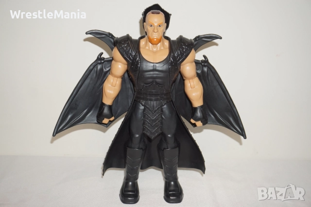 Рядка Оригинална Голяма Кеч Фигура На The Undertaker С Изкачащи Черни Крила 30см , снимка 2 - Колекции - 51855545