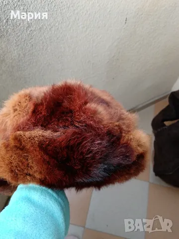 Продавам кожух от естествена агнешка кожа с яка от естествен косъм от каскада Лисица и шапка , снимка 9 - Палта, манта - 48308767