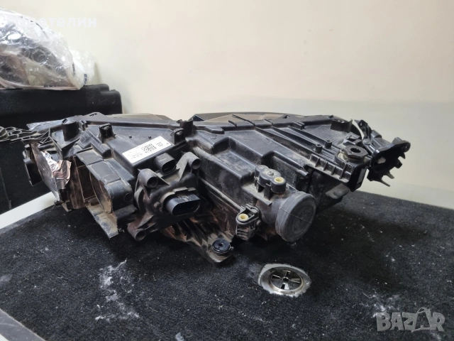 Десен фар VW Arteon desen far артеон, снимка 10 - Части - 53212662
