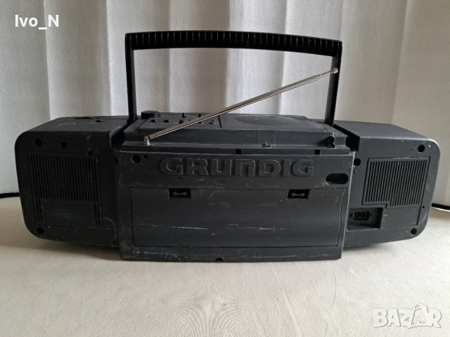 Радио Grundig RR 3100., снимка 3 - Радиокасетофони, транзистори - 53251351
