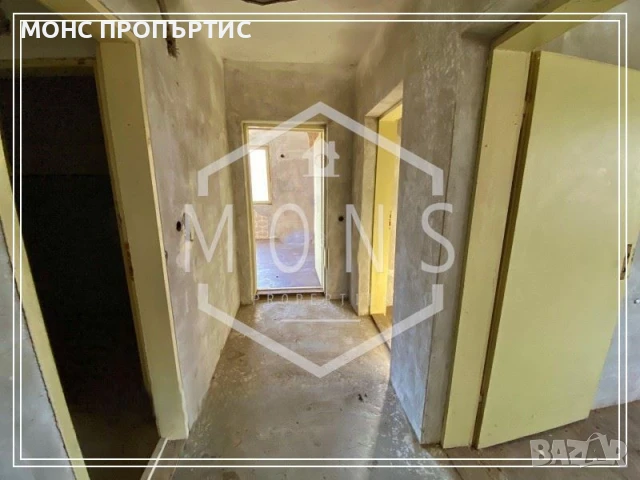 Урегулиран поземлен имот (УПИ) със застроена жилищна сграда в живописното село Върбица, област Велик, снимка 4 - Парцели - 51191605