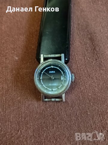 Механичен дамски часовник , снимка 1 - Антикварни и старинни предмети - 40954481