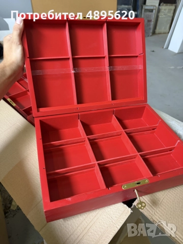 Кутии от MDF – червено мат, с ключалки и PVC разделители