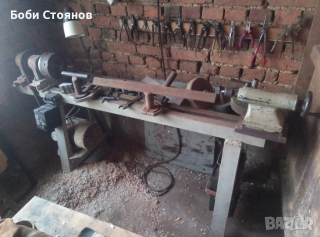 Дърводелски струг с оборудване