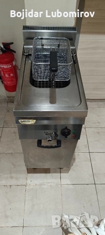 трифазен фритюрник +база 2бр, снимка 4 - Фритюрници - 52578961
