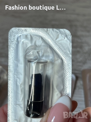 AVON Нови мостри на червила в 5 различни цвята 🩷❤️💜, снимка 11 - Декоративна козметика - 52443491