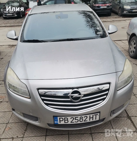 Опел Инсигния 2011 година. 