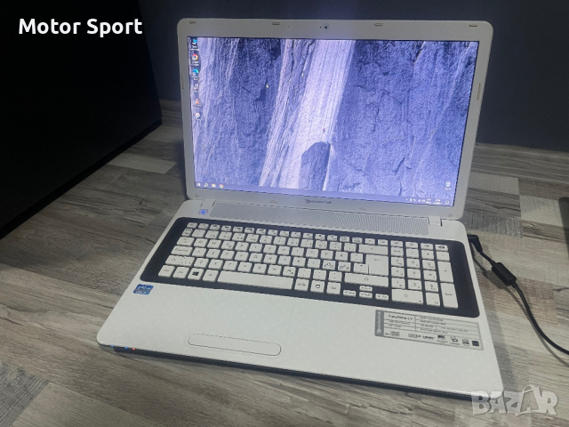 Лаптоп Packard Bell i3-2348М/500GB/8RAM/17.3 Инча