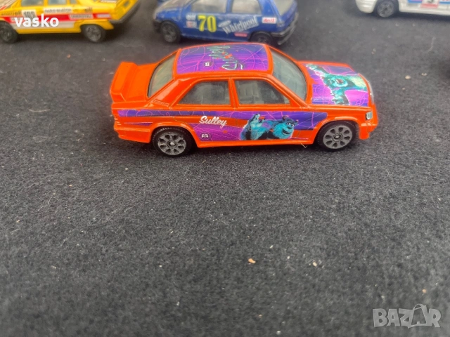 Burago Italy 1:43 Mercedes 190, снимка 3 - Колекции - 53404610