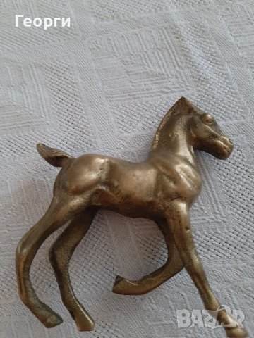 Бронзово конче