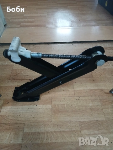 Оем крик ауди А6 С4 оргиален , снимка 2 - Аксесоари и консумативи - 52502705