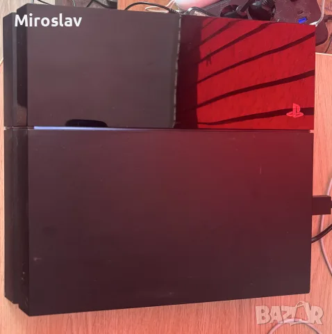 Хакнат PS4 FAT С КОНТРОЛЕР И 10 ИГРИ