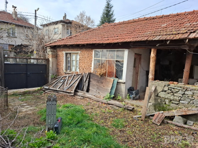 Къща в Калофер, снимка 4 - Къщи - 52589385