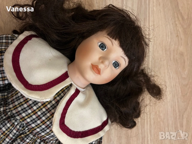 Порцеланова кукла – запазена, снимка 3 - Кукли - 53428128