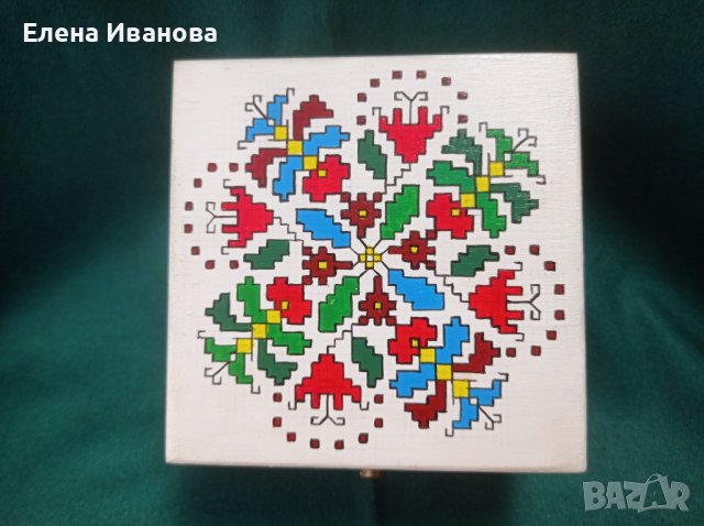 Дървена кутия за бижута с ръчно рисувани шевици, снимка 2 - Български сувенири - 39696472