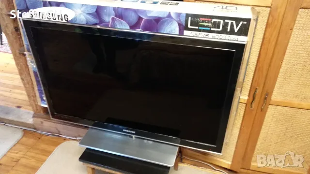 LED Телевизор Samsung UE40C6000RW FullHD - за поправка или за части